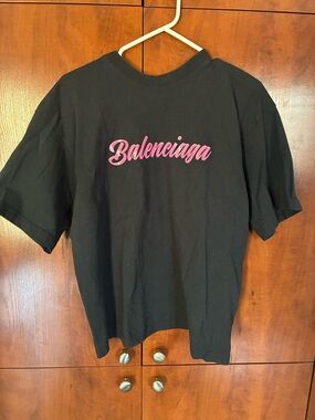 Balenciaga Glossy Pink Logo Cropped Back Baggy T Shirt